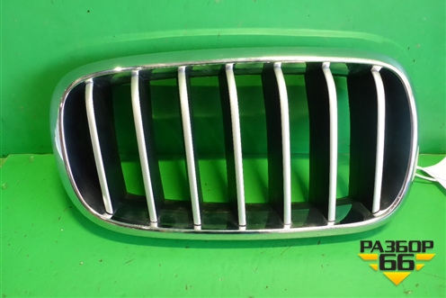 Решетка радиатора правая (7316076) для BMW X5 F15 с 2013г