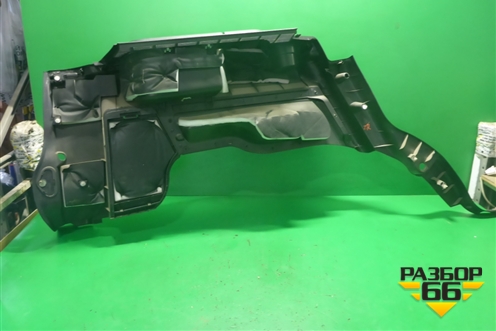 Обшивка багажника правая (нижняя) для Land Rover Discovery 3 с 2004-2009г