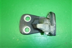 Петля двери передней правой нижняя для Land Rover Discovery 3 с 2004-2009г
