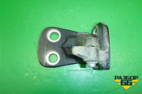Петля двери передней правой нижняя для Land Rover Discovery 3 с 2004-2009г