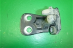 Петля двери передней левой нижняя для Land Rover Discovery 3 с 2004-2009г
