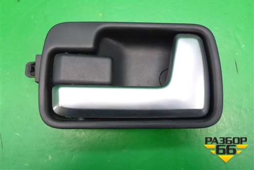 Ручка внутренняя двери задней левой (FVC500136) для Land Rover Discovery 3 с 2004-2009г