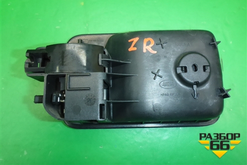 Ручка внутренняя двери задней правой (FVC500126) для Land Rover Discovery 3 с 2004-2009г