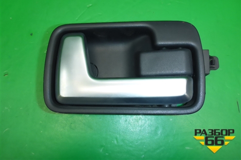 Ручка внутренняя двери задней правой (FVC500126) для Land Rover Discovery 3 с 2004-2009г