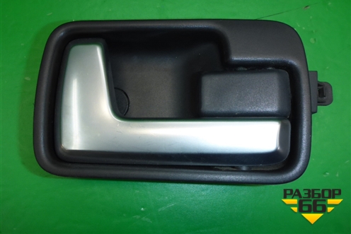 Ручка внутренняя двери передней правой (FVC500126) для Land Rover Discovery 3 с 2004-2009г