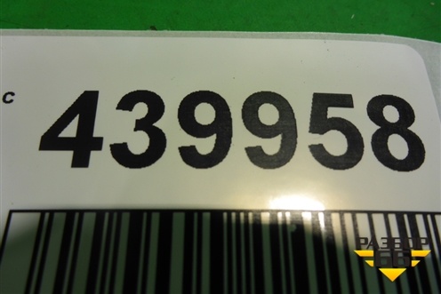 Накладка ПТФ левая (после 2001г новая) (8200445991) для Renault Clio с 1998-2002г
