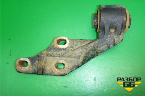 Кронштейн переднего редуктора для Land Rover Discovery 3 с 2004-2009г