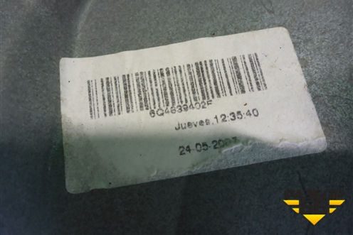 Стеклоподъёмник механический задний правый (6Q4839402F) для Volkswagen Polo с 2001-2009г
