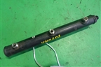 Рейка топливная рампа (правая 2.7л  276DT) (4R8Q9D280BC) для Land Rover Discovery 3 с 2004-2009г