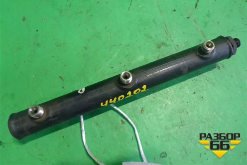 Рейка топливная рампа (правая 2.7л  276DT) (4R8Q9D280BC) для Land Rover Discovery 3 с 2004-2009г