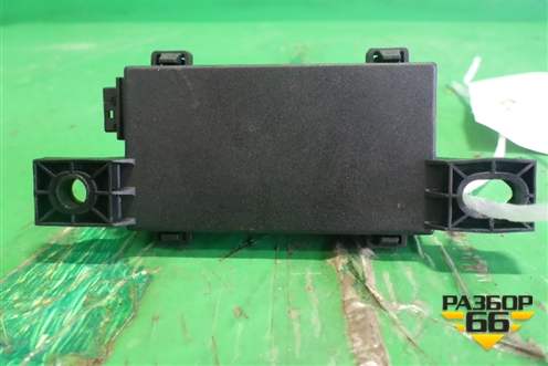 Блок управления центральным замком (YWY500210) для Land Rover Discovery 3 с 2004-2009г