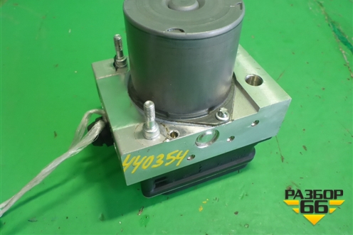 Блок ABS (SRB500440) для Land Rover Discovery 3 с 2004-2009г