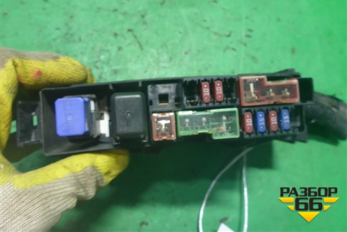 Блок предохранителей подкапотный (7154705530) для Nissan Murano (Z50) с 2002-2008г