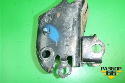 Кронштейн задней балки правый (554299U00A) для Nissan Note (Е11) с 2005-2013г