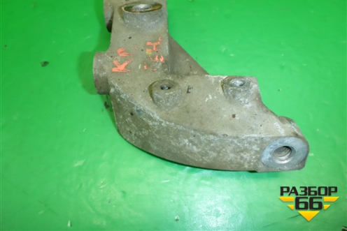 Кронштейн генератора ( 1.4л CR14) (11710BX005) для Nissan Note (Е11) с 2005-2013г