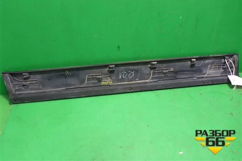 Накладка двери передней правой (75312SWWE010M1) для Honda CR-V(RE) с 2006-2012г