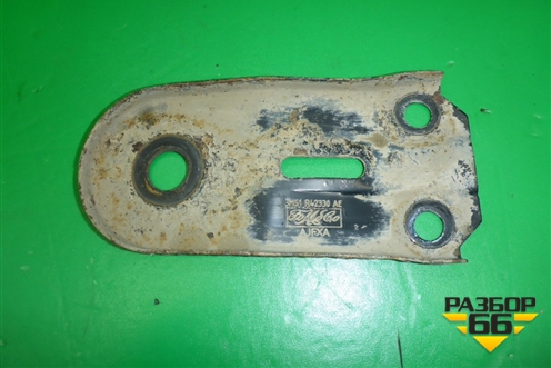 Кронштейн подрамника (3M51R42330AE) для Ford Focus 2 с 2008-2011г