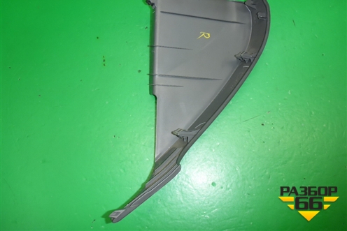Накладка на торпедо (боковая правая) (4M5XA04096AAW) для Ford Focus 2 с 2008-2011г
