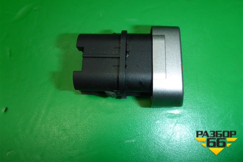 Кнопка аварийной сигнализации (8M5T13A350AA) для Ford Focus 2 с 2008-2011г