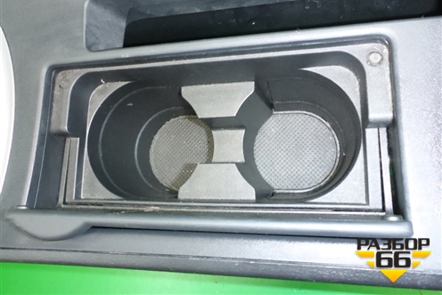 Подлокотник (BBM464951) для Mazda Mazda 3 (BL) с 2009-2013г