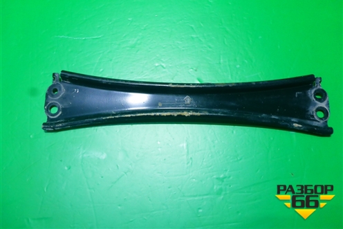 Кронштейн глушителя (BP4K563A1B) для Mazda Mazda 3 (BK) с 2003-2009г 
