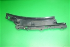 Короб водоотводящий (правая часть) (BBM4507P1) для Mazda Mazda 3 (BL) с 2009-2013г