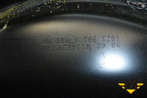 Щит моторный (7L6863911M) для Volkswagen Touareg c 2002-2010г