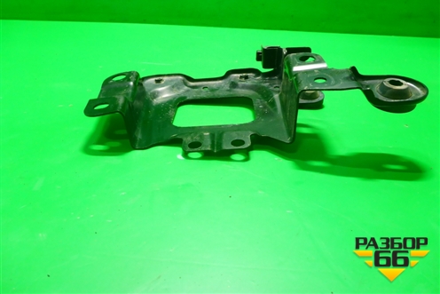 Кронштейн опоры КПП (1.6л Z6 АКПП) для Mazda Mazda 3 (BK) с 2003-2009г 