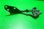 Петля капота правая (7L6823302A) для Volkswagen Touareg c 2002-2010г