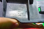 Кронштейн заднего бампера левый (под фонарь) (7L6807393B) для Volkswagen Touareg c 2002-2010г