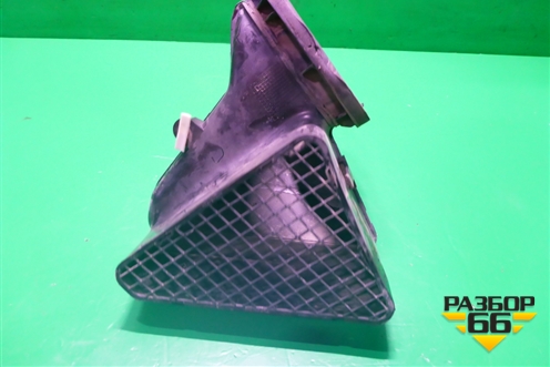 Воздухозаборник отопителя (7L0819049) для Volkswagen Touareg c 2002-2010г