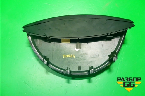 Накладка на щиток приборов (7L6858291) для Volkswagen Touareg c 2002-2010г