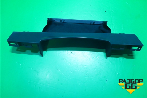 Накладка внутренняя (над рулевым кожухом) (7L6419798B) для Volkswagen Touareg c 2002-2010г