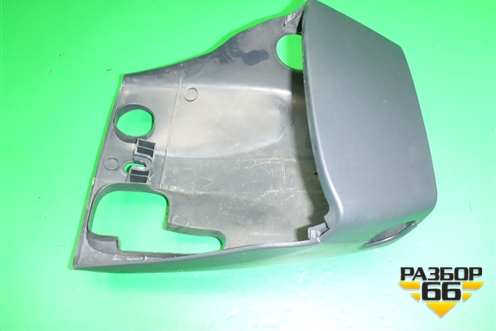 Кожух рулевой колонки (8200446723) для Renault Clio с 1998-2002г