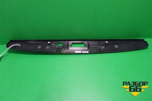 Накладка двери багажника (нижней двери) (CK5213D748AF) для Land Rover Range Rover 4 с 2013-2022г