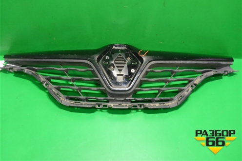 Решетка радиатора (623103985R) для Renault Kaptur с 2016г