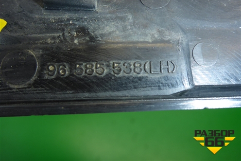 Накладка двери задней левой (уголок хетчбэк) (96585538) для Chevrolet Aveo (T250) с 2005-2011