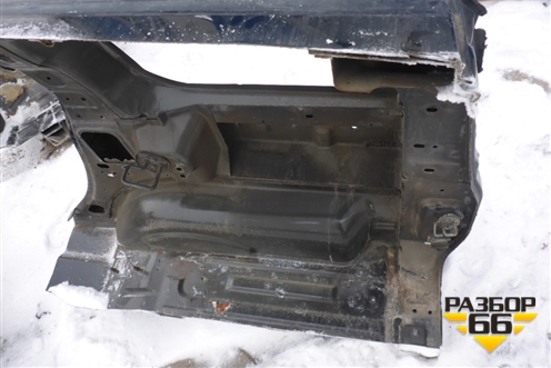 Крыло заднее правое для Hummer H3 с 2005г