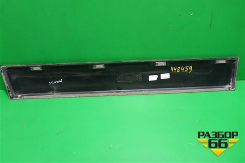 Накладка двери передней правой для Renault Duster I с 2010-2021г