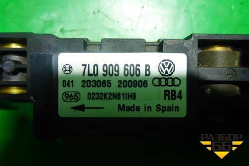 Датчик AIR BAG (7L0909606B) для Volkswagen Touareg c 2002-2010г