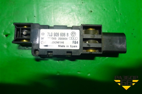 Датчик AIR BAG (7L0909606B) для Volkswagen Touareg c 2002-2010г