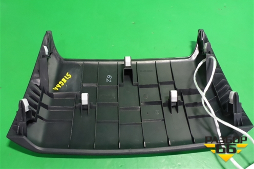 Накладка на торпедо (центральная верхняя) (5540506120) для Toyota Camry V50 с 2011-2018г
