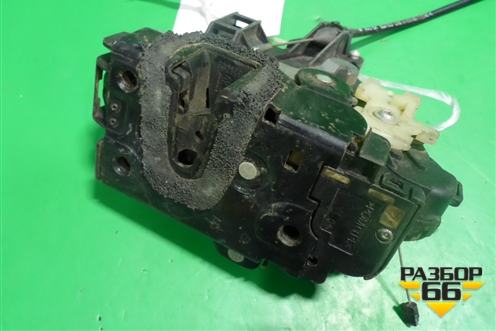 Замок двери передней правой для Volkswagen Polo с 2001-2009г