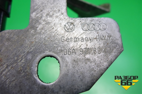Кронштейн проводки (06A971804J) для Skoda Octavia (А4) с 1997-2011г