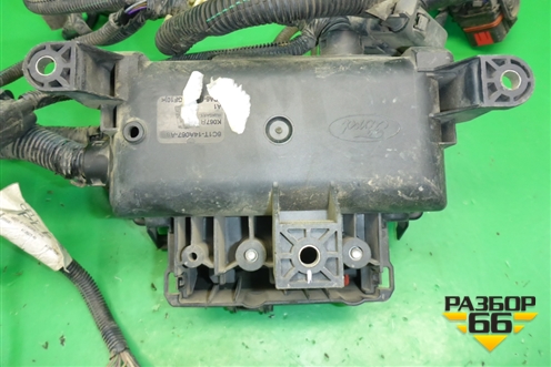 Блок предохранителей подкапотный (6C1T14A067AB) для Ford Transit с 2006-2014г