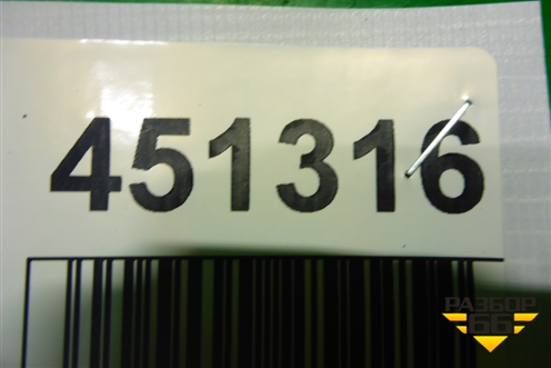 Кронштейн ролика натяжителя (правый 4.5л 1VD-FTV) (8712160100) для Toyota Land Cruiser (200) с 2008г