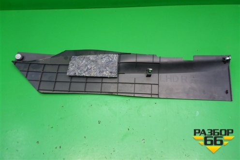 Накладка внутренняя (консоли правая) (68920JN10A) для Nissan Teana (J32) с 2008-2013г