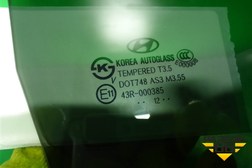 Стекло двери задней правой (834213J020) для Hyundai ix 55 с 2008г