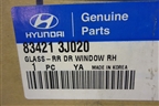 Стекло двери задней правой (834213J020) для Hyundai ix 55 с 2008г