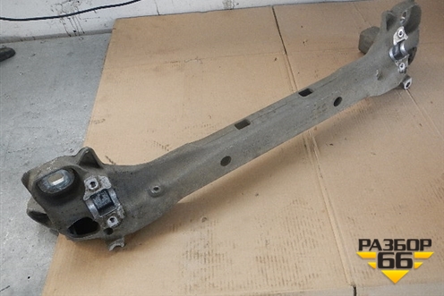 Балка подмоторная (4.2л АКПП) (4E0199205Q) для Audi A8 с 2002-2010г